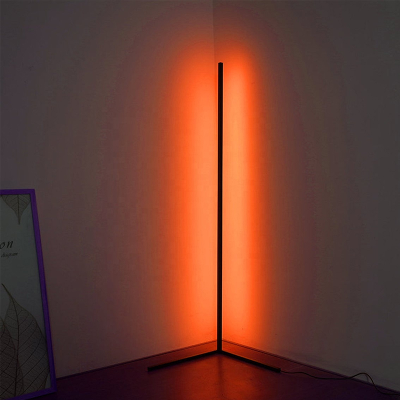 Lampe d'Angle Minimaliste_1