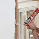 Mousse expansive polyuréthane AKFIX 805 – Colmatage et isolation portes & fenêtres, étanche, 340 g