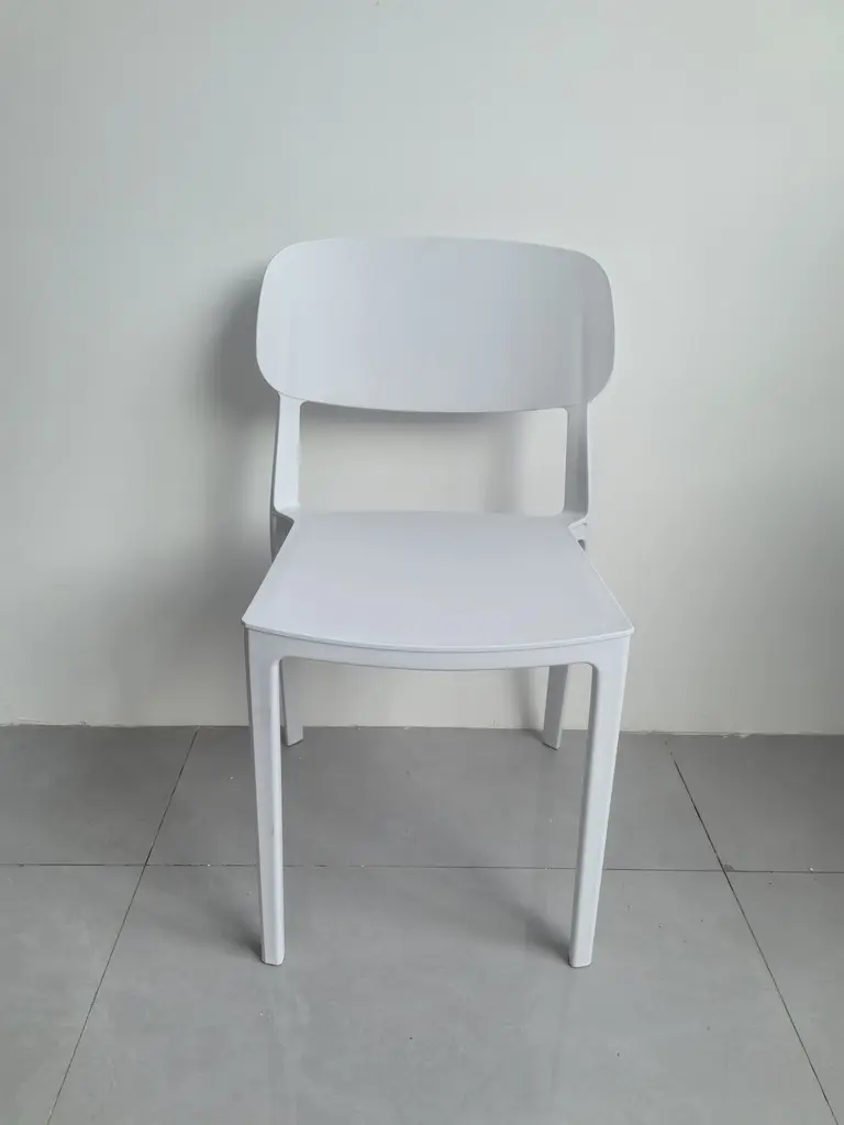 [DIC-P659BLANC] DEFECTIVE CERES WHITE CHAIR
