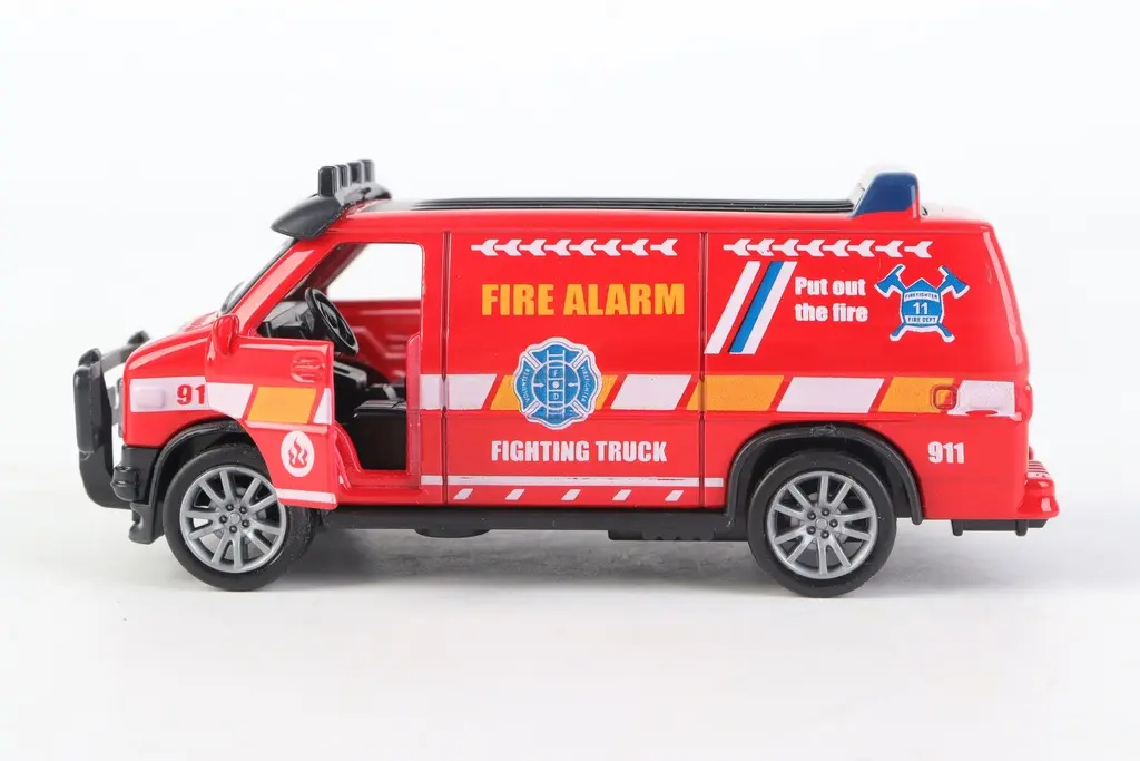 DIE-CAST MODEL POMPIER POLICE