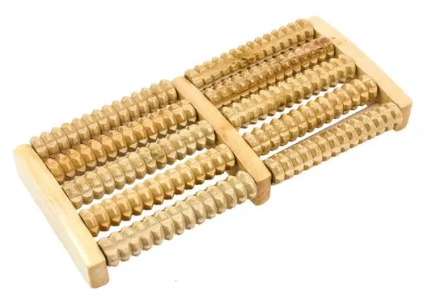 [EHW514 ZEN12] Masseur de pieds en bois