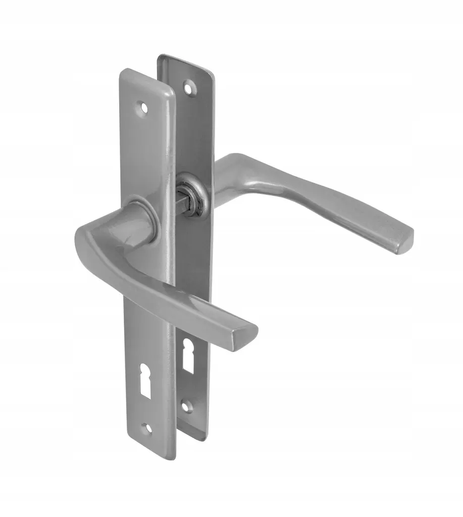 Door handle for door 72, silver key