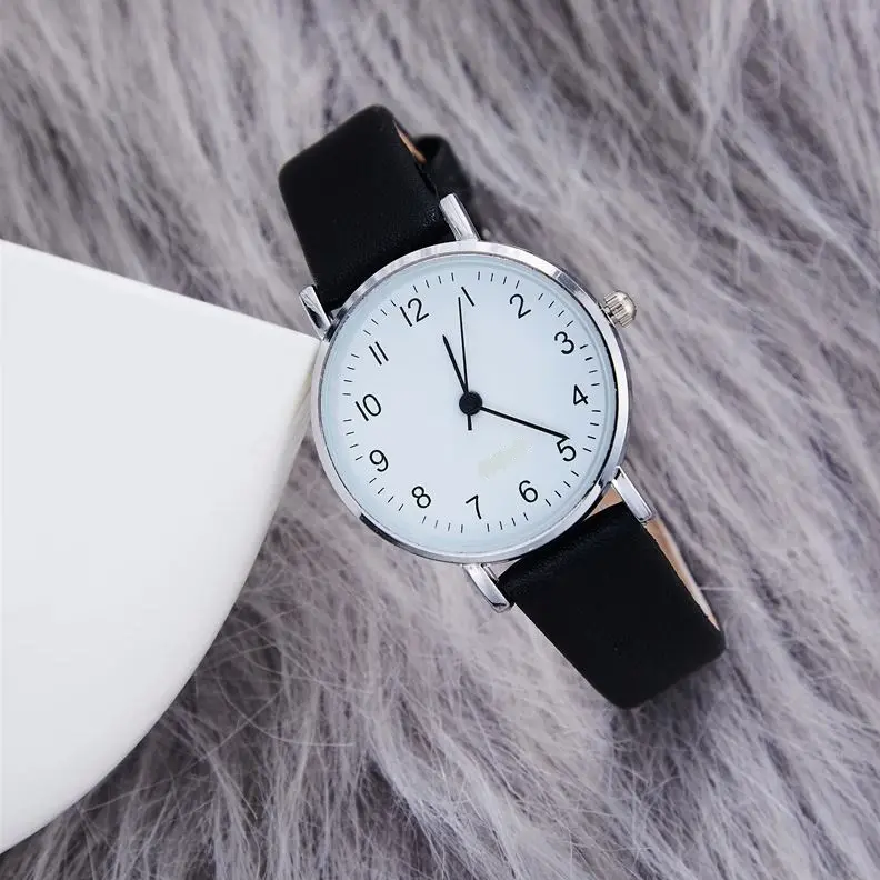 [K3096-97] Montre Femme Fin bracelet et Cadence Noir.