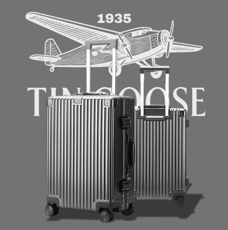 Polycarbonate rigid suitcase