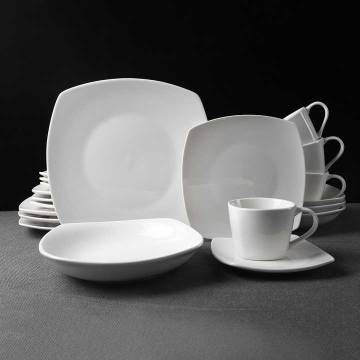 [N2] Service de table design en porcelaine blanche. 20 pièces pour 4 personnes.